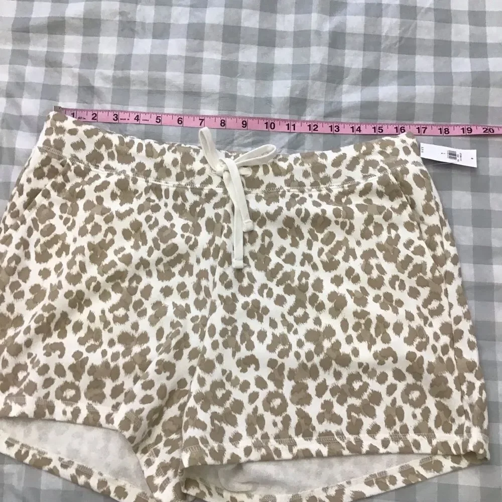 Leopard OLD Navy mini shorts animal prints ecru white tan beige cotton blend L - Picture 8 of 11